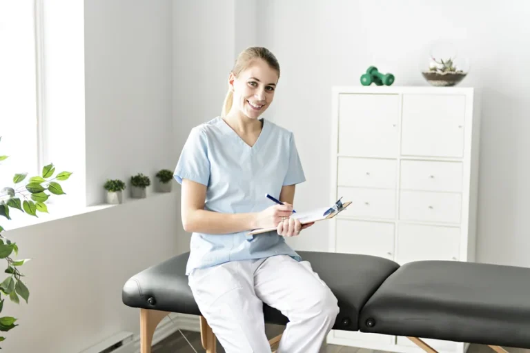 What Should You Expect During Your First Visit to an Addiction Treatment Center